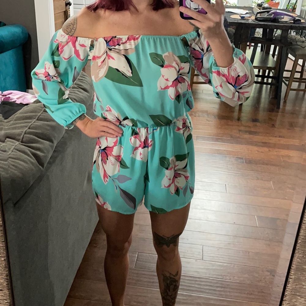 Super cute floral romper